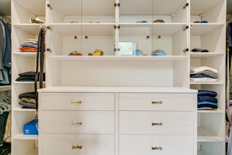 “His” Closet Mirrors the Elegance of Hers - Photo 1
