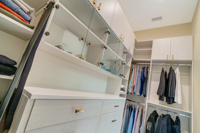 “His” Closet Mirrors the Elegance of Hers - Photo 6