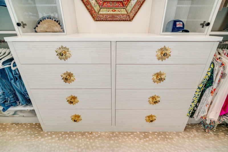 Beautifully Tailored "Hers" Closet - Photo 6