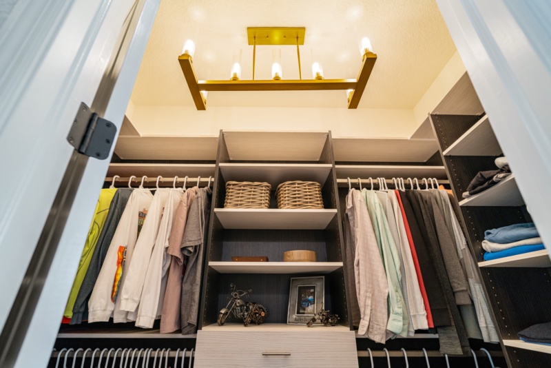 Custom "Hers" Closet  - Photo 4
