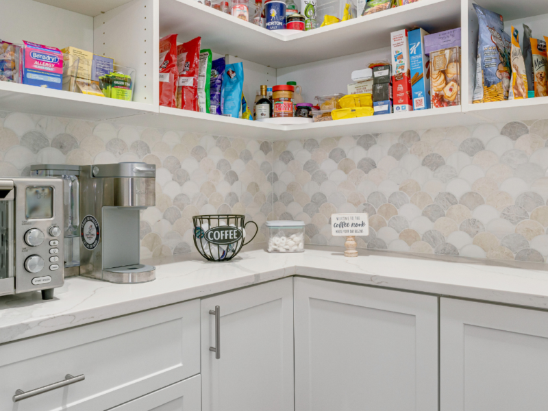 Seasonal Guest Hosting: Prepping Closets and Pantries for Thanksgiving Visitors