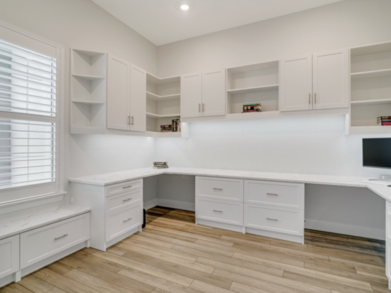 Custom Storage Ideas for New Homeowners in Sarasota